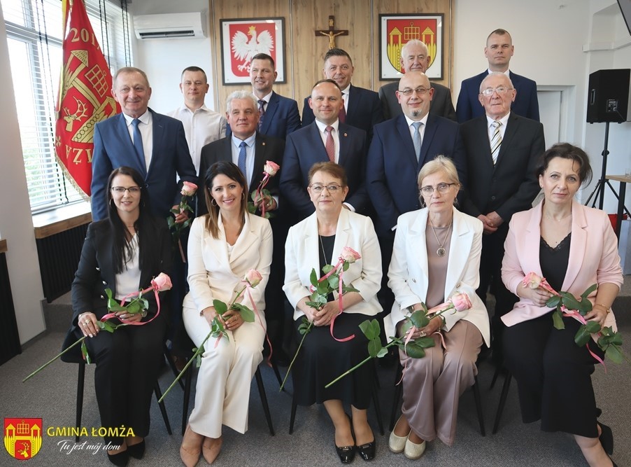 Zdjęcie do wiadomości Zaprzysiężenie Wójta i Rady Gminy Łomża