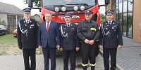 Nowy wóz strażaków z OSP Stare Kupiski wprowadzony do służby