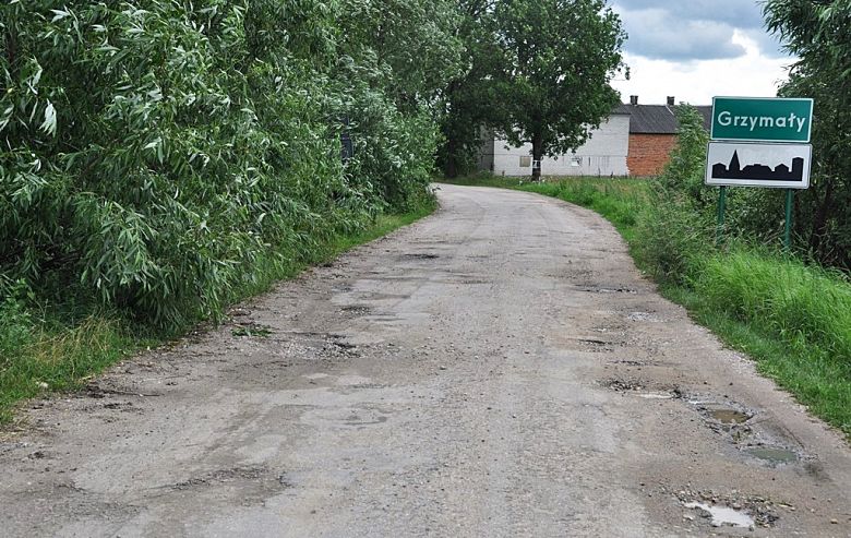 Gmina Łomża realizuje projekt przebudowy drogi gminnej nr 105 689 B.